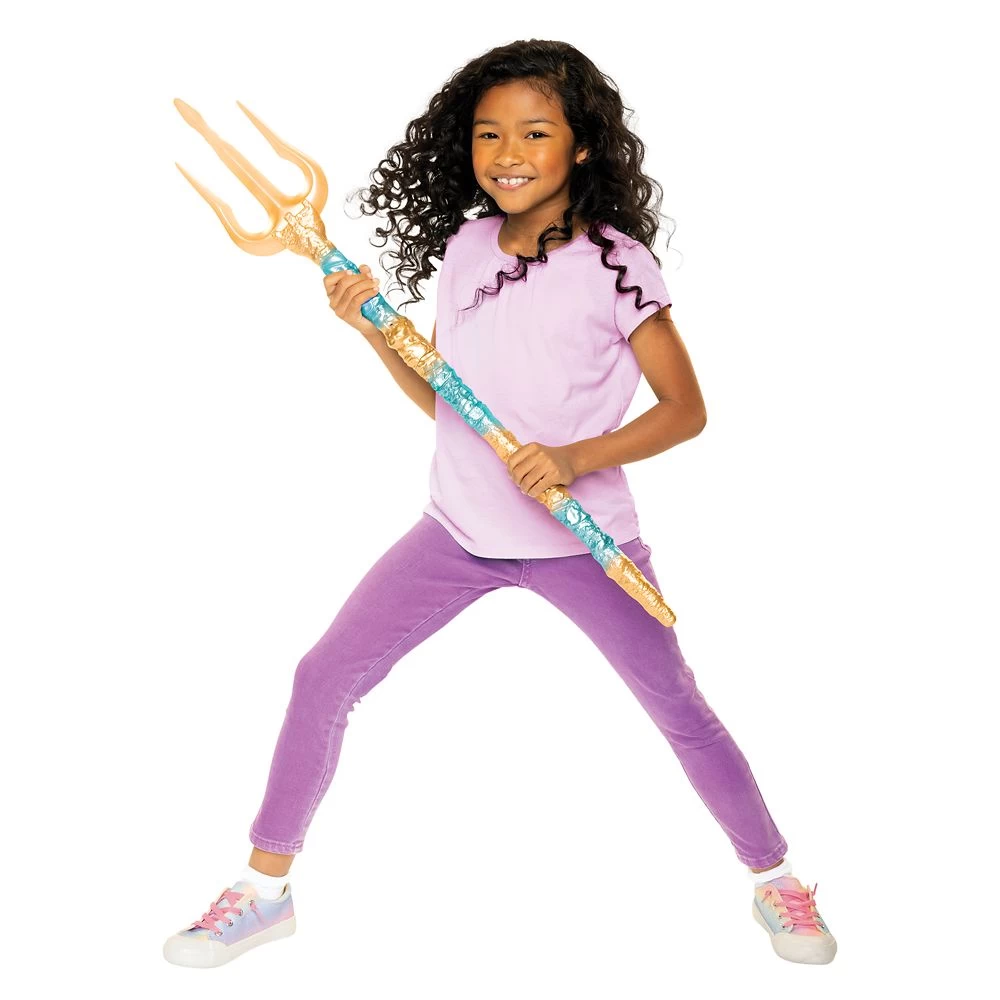 King Triton's ''All-Powerful'' Trident – The Little Mermaid – Live Action Film 5 King Triton's ''All-Powerful'' Trident – The Little Mermaid – Live Action Film - Image 3