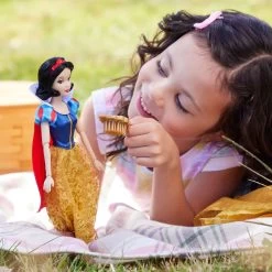 Snow White Classic Doll – 11 1/2'' -Disney 6001040901706 3