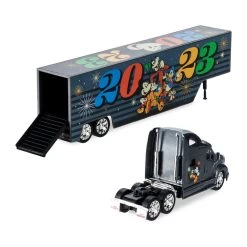 Mickey Mouse And Friends 2023 Toy Hauler Truck -Disney 6102058404500 2